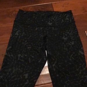 Lululemon Crop Leggings Size 6
